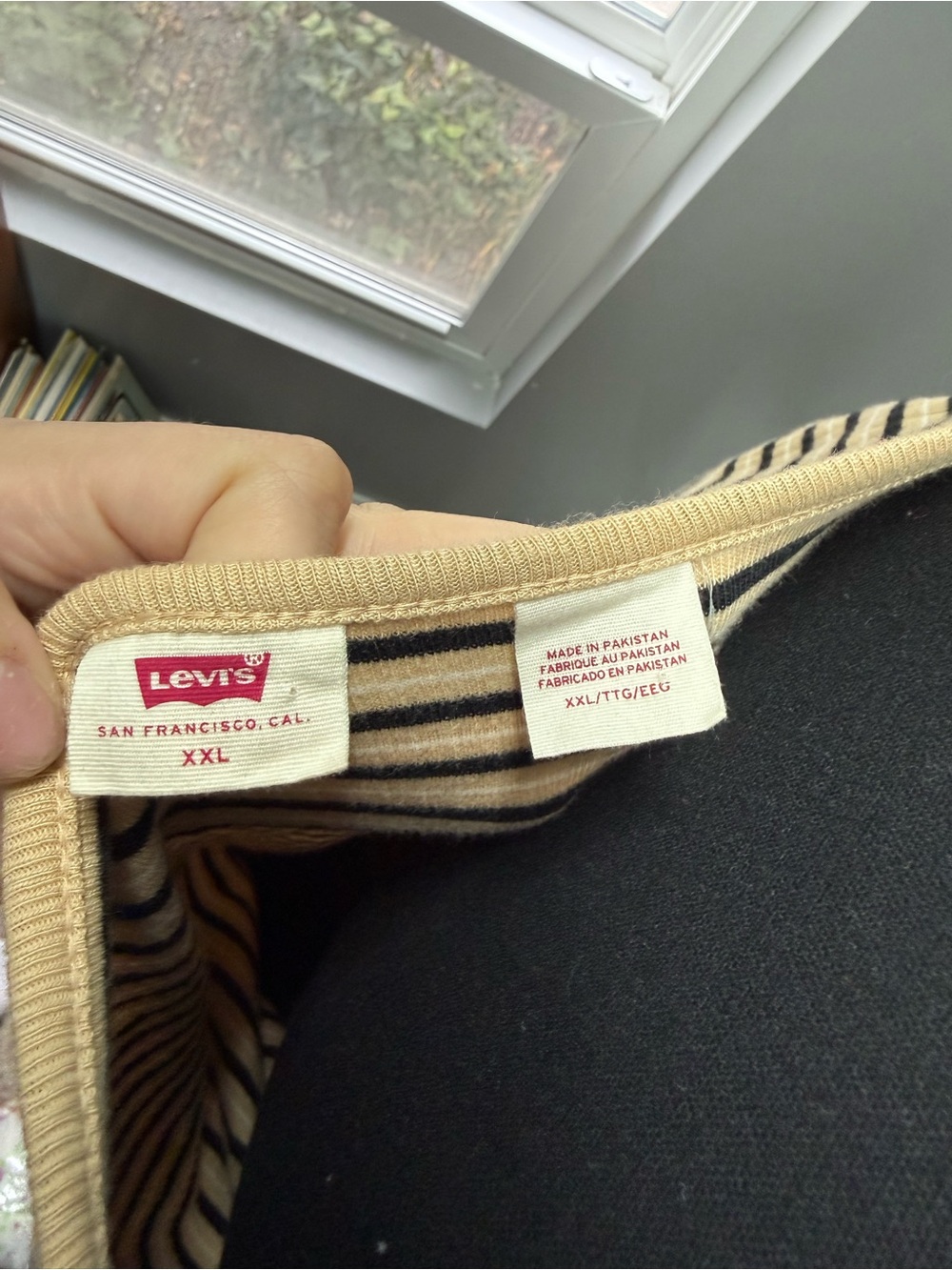 Levi’s striped button down - Picture 8 of 8